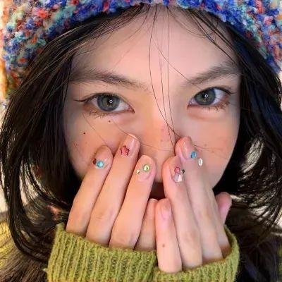 灰色警戒 海报